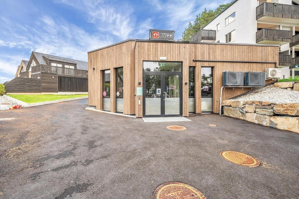 Ny Stor Toppleilighet I Sogne Leilighet